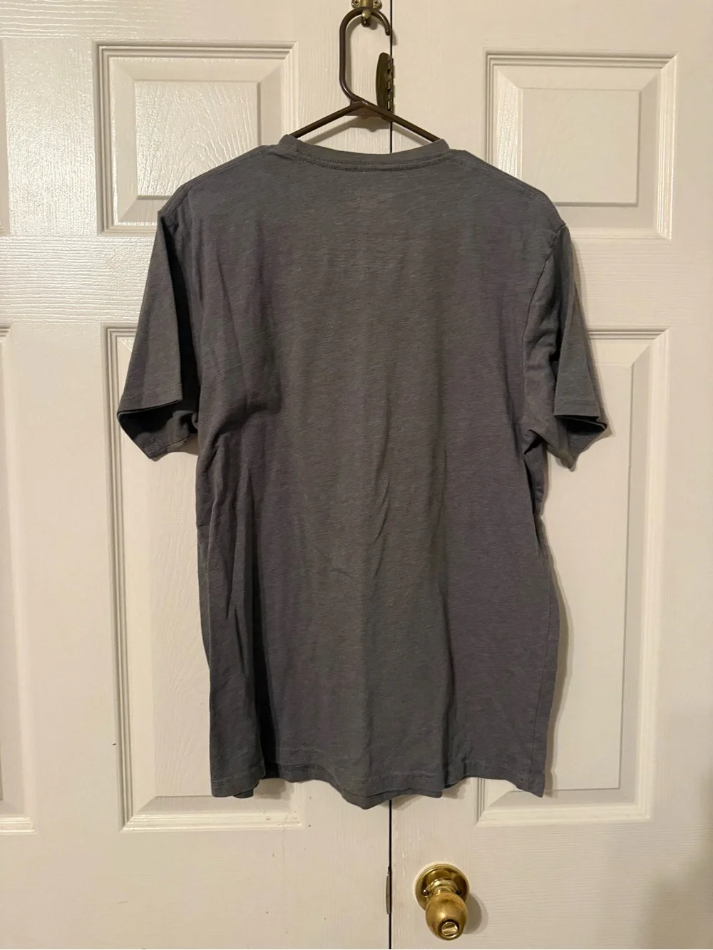 Levi's Gray Short-Sleeve Tee with Red Logo